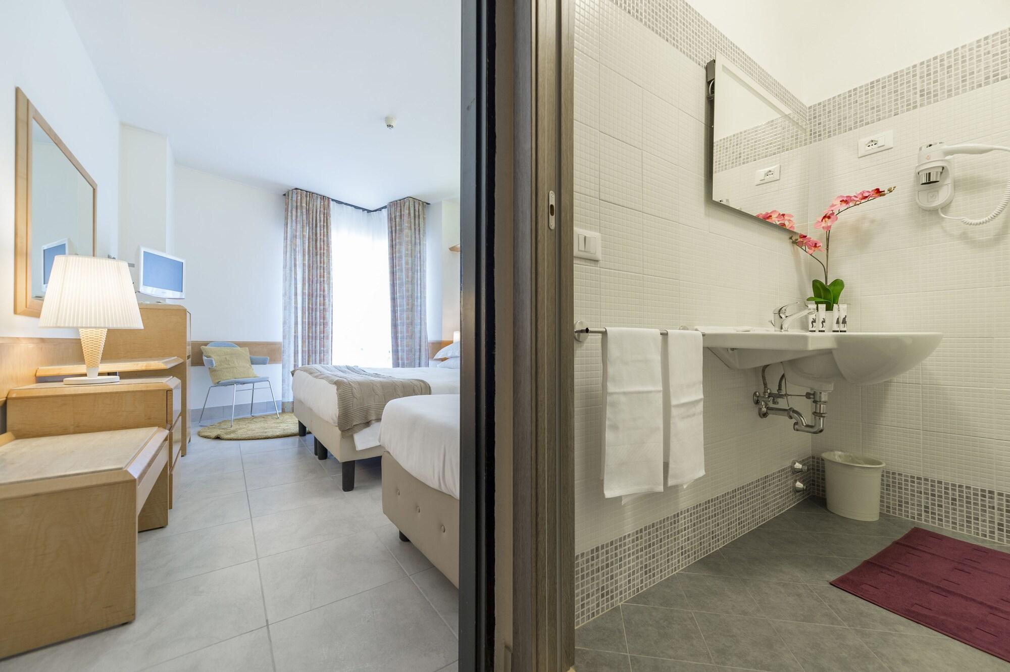 Hotel Chioggia Airone 4*